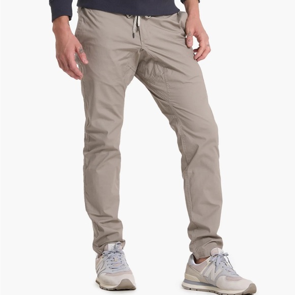 Vuori Ripstop Men's Tan Casual Pants - Picture 1 of 9